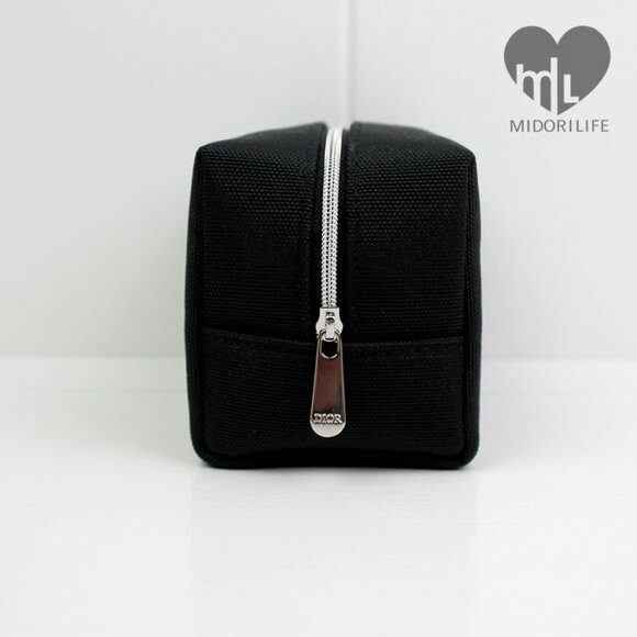 DIOR Beauty Makeup Pouch - Picture 5 of 13